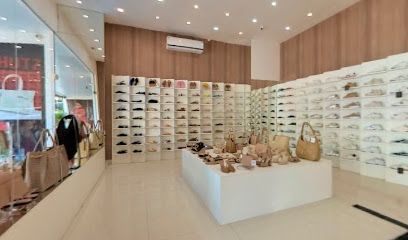 Maison by Schutz - Malas | bolsas | sapatos em Macapá
