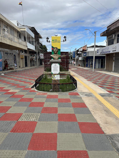 Praça Alameda Serrano