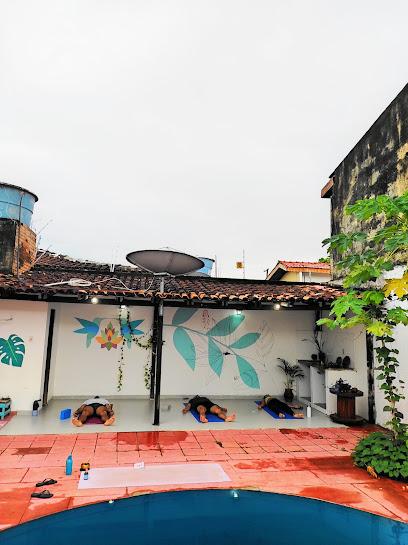 ESPAÇO YOGA COM CAMILA