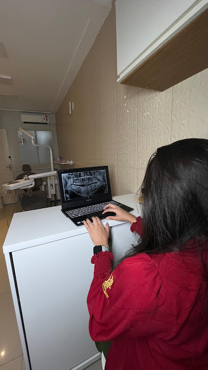 Dra. Amanda Sales | Dentista em Macapá