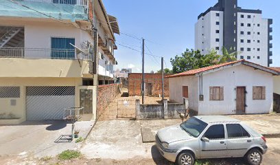 Consultoria Química e Pedagogia.