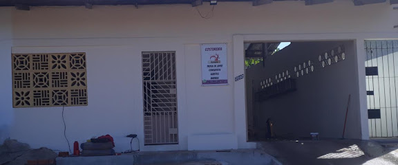 Costureira 