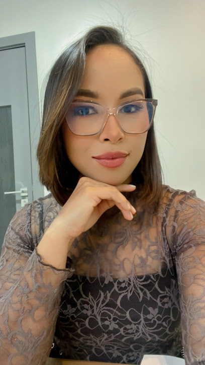 Esteta Manu Gomes