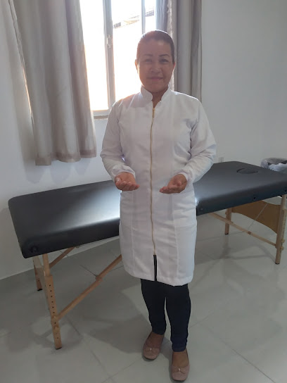 Lídia Araújo Massoterapeuta Humanizada TopCorpus e Spa dos pés